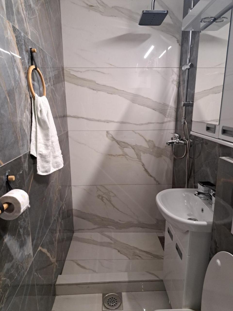 Apartman En Dusanovac 外观 照片